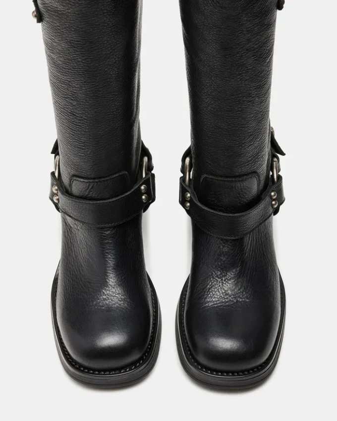 Astor de cuero negro Astor de cuero negro