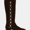 Botas altas de ante marrón con tachuelas Dingo Botas altas de ante marrón con tachuelas Dingo