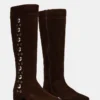 Botas altas de ante marrón con tachuelas Dingo Botas altas de ante marrón con tachuelas Dingo