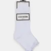 Calcetines tobilleros con borde de lechuga, blancos Calcetines tobilleros con borde de lechuga, blancos