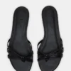 Calissi de cuero negro Calissi de cuero negro