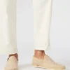 Caydenn Off-White Caydenn Off-White