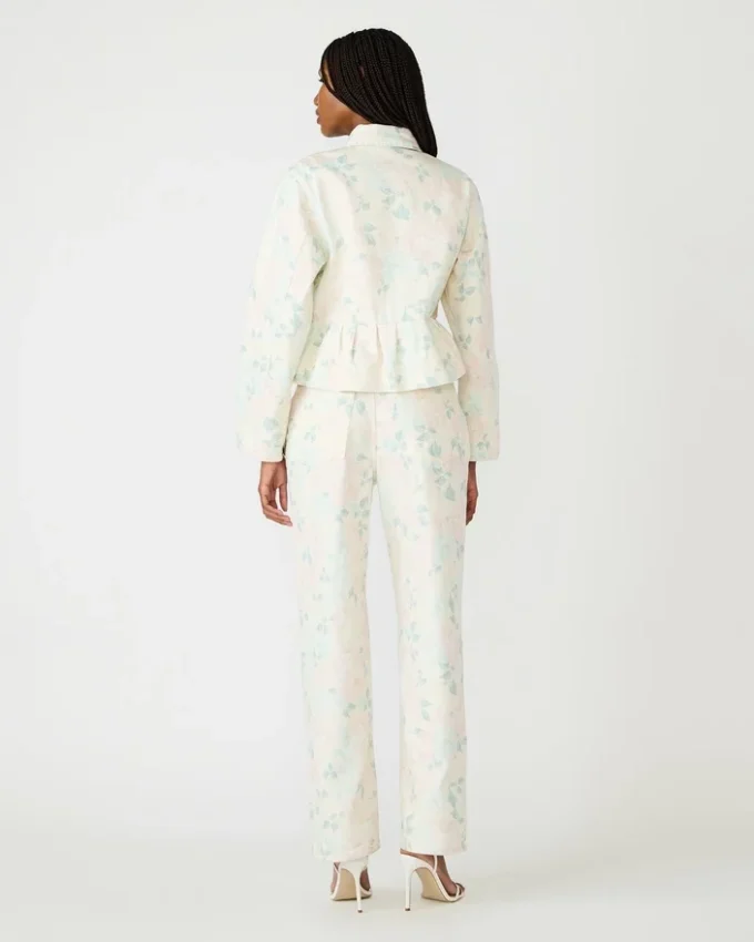 Chaqueta floral Sloan en color melocotón beige