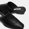 Dessa de cuero negro Dessa de cuero negro
