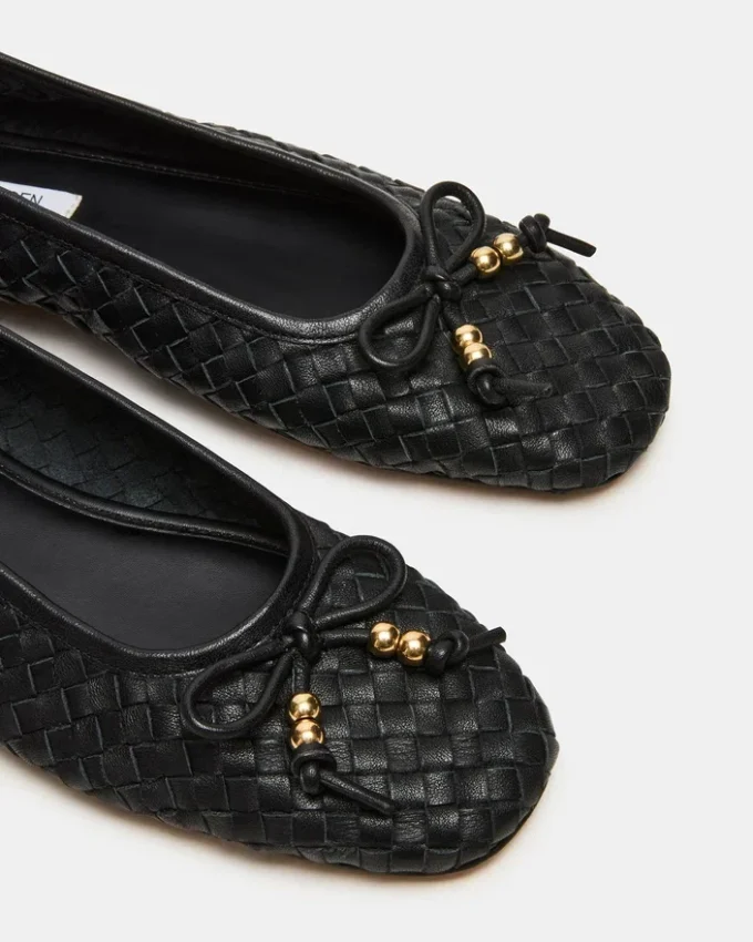 Divy de cuero negro Divy de cuero negro