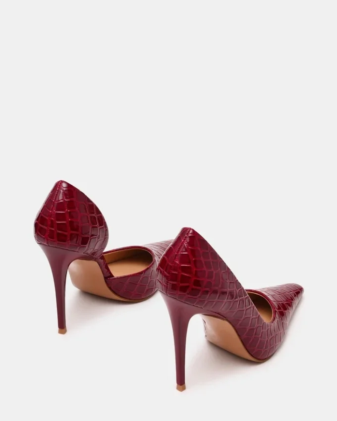 Elegante cocodrilo rojo Elegante cocodrilo rojo