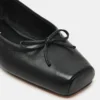 Eleve de cuero negro Eleve de cuero negro