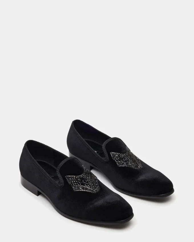 Finn Black Velvet