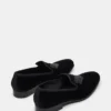Finn Black Velvet