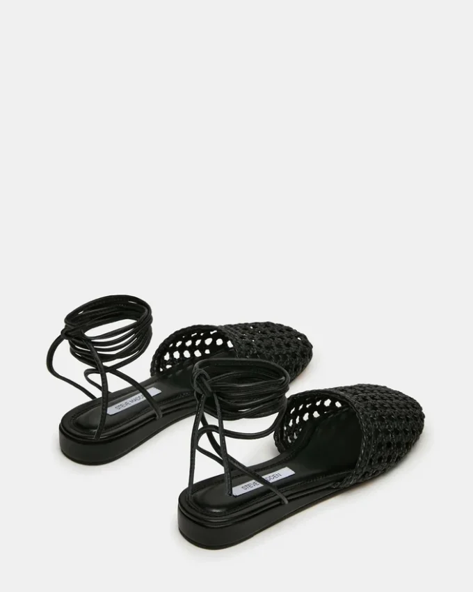 Flutter de cuero negro Flutter de cuero negro