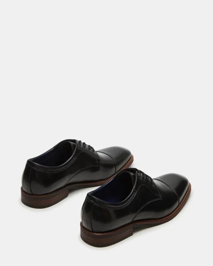 Hasen de cuero negro Hasen de cuero negro