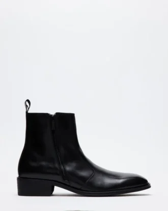 Haynes de cuero negro