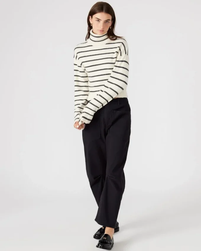 Jersey Narsha Blanco/Negro