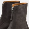 Jones de ante gris