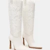 Kinzee de piel blanca Kinzee de piel blanca