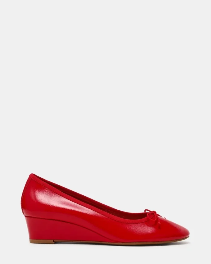 Klutzy rojo charol Klutzy rojo charol