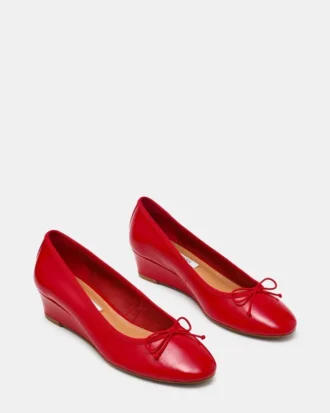 Klutzy rojo charol