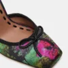 Larina de satén floral Larina de satén floral