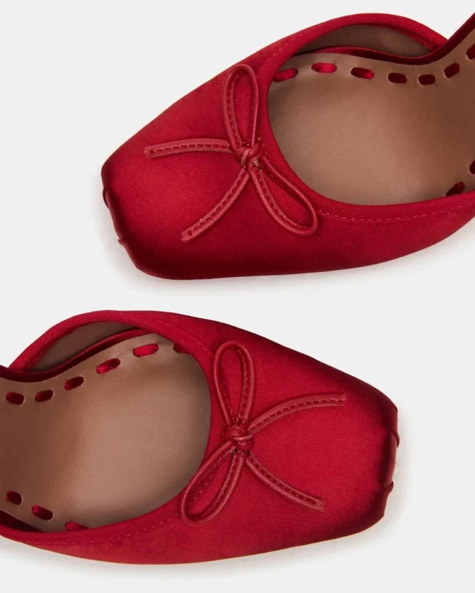 Larina Rojo Satinado Larina Rojo Satinado