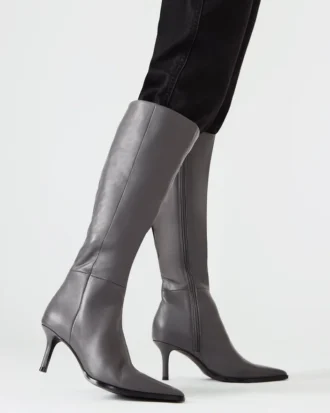 Lingo de piel gris