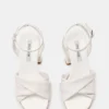 Mandy de piel blanca Mandy de piel blanca