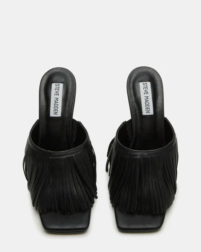 Morina de cuero negro Morina de cuero negro