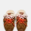 Mules Aziel de ante color castaño con pelo sintético