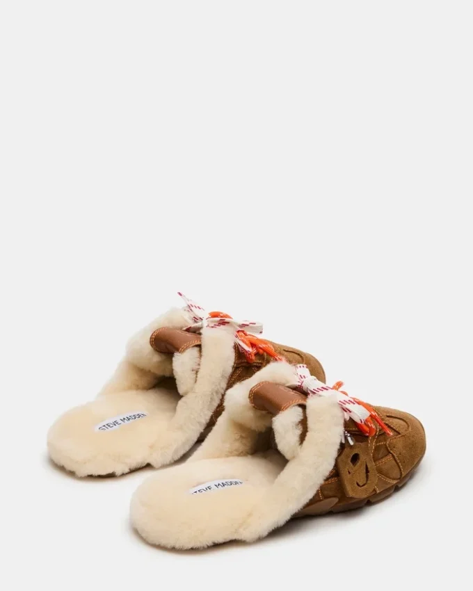 Mules Aziel de ante color castaño con pelo sintético
