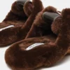 Mules Aziel de ante marrón chocolate con pelo sintético