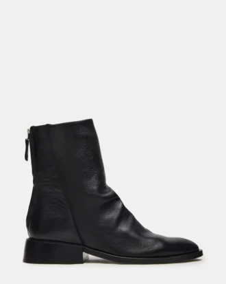 Nexie de cuero negro