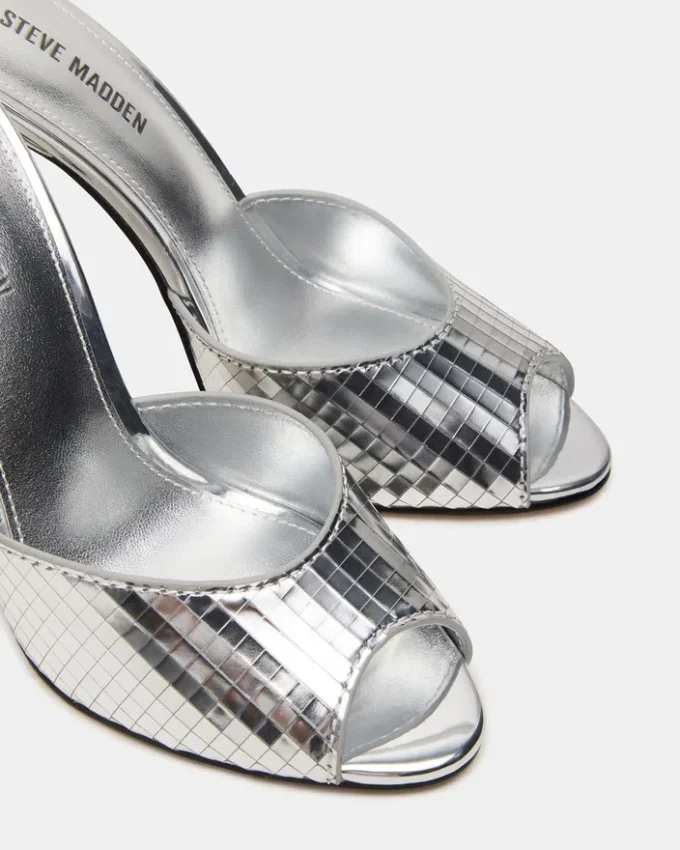 Priya Silver Disco Priya Silver Disco