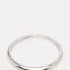 Pulsera tipo brazalete fina de plata Pulsera tipo brazalete fina de plata