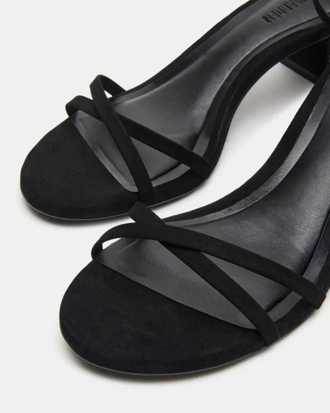 Rae Black Nubuck