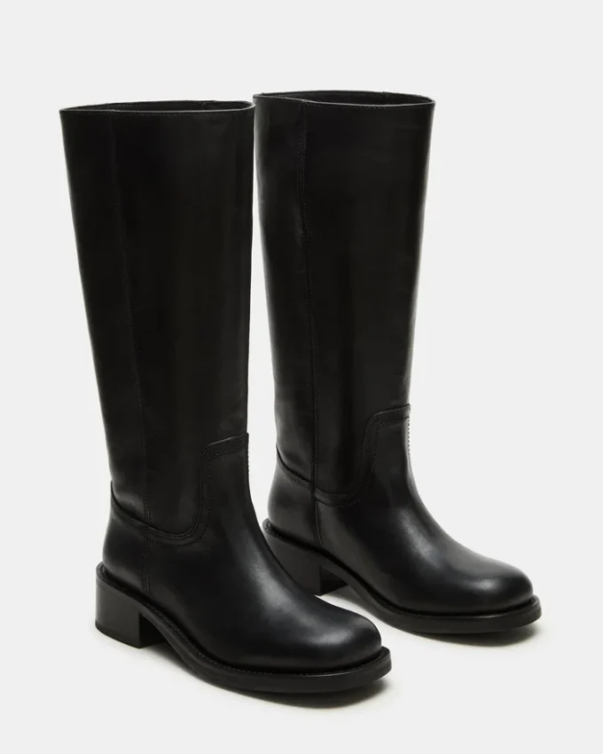 Riggs de cuero negro para pantorrillas anchas