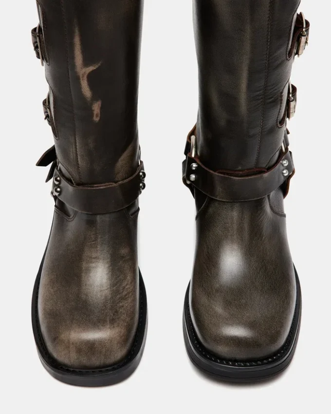 Rocky Brown Distressed