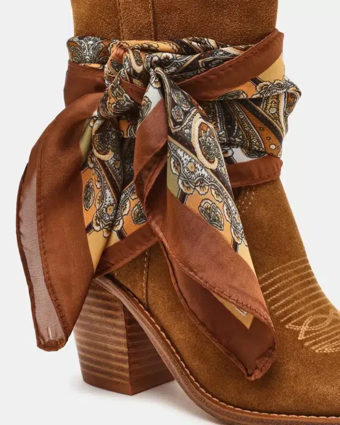 Sally Scarf de ante castaño Sally Scarf de ante castaño