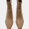 Stasia Taupe Stasia Taupe