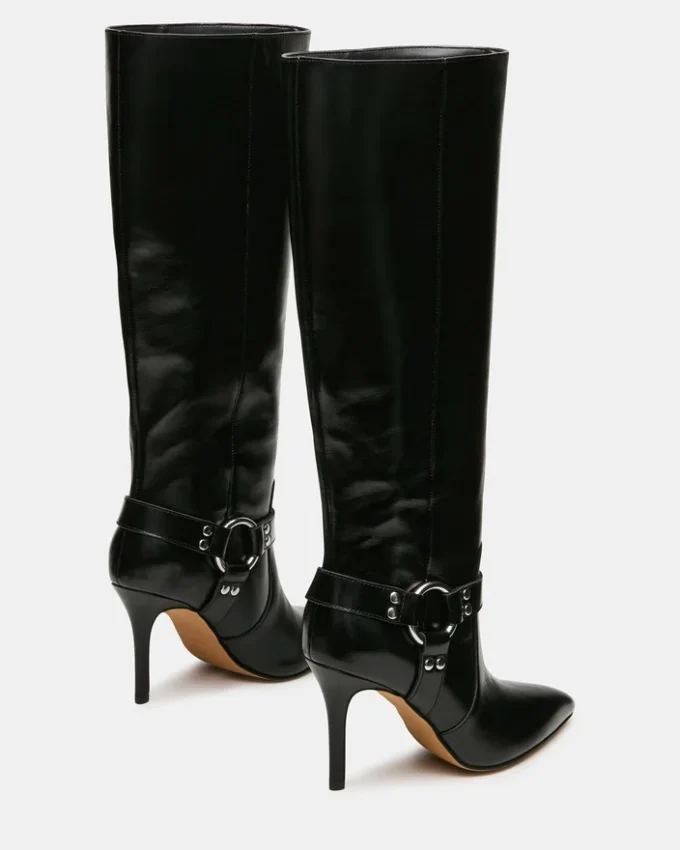 Talis de cuero negro Talis de cuero negro