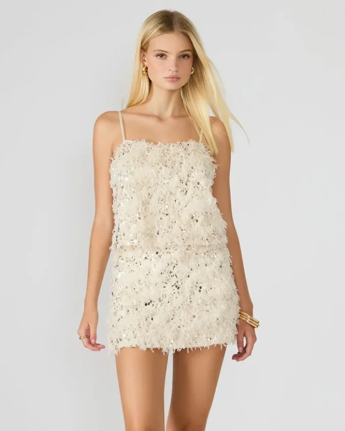 Top Blakelyn Feather en color marfil Top Blakelyn Feather en color marfil