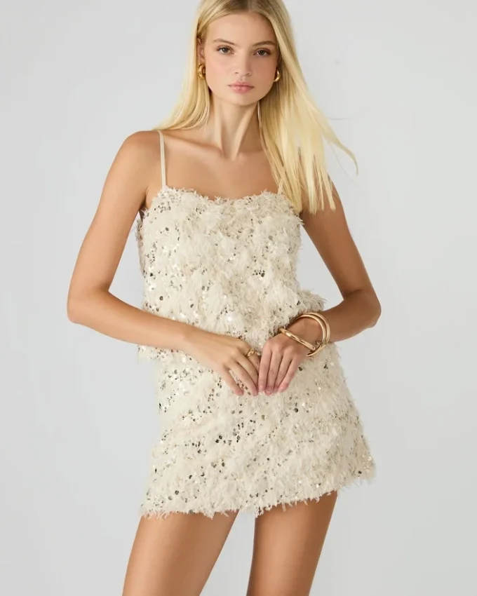 Top Blakelyn Feather en color marfil Top Blakelyn Feather en color marfil