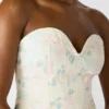 Top corsé Roselia en color melocotón beige Top corsé Roselia en color melocotón beige