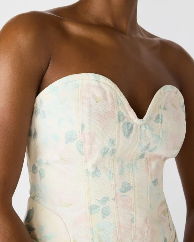 Top corsé Roselia en color melocotón beige Top corsé Roselia en color melocotón beige