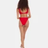 Partes de abajo de bikini de cintura alta Sleek ‘N Chic Cherry Partes de abajo de bikini de cintura alta Sleek ‘N Chic Cherry