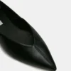 Tovi de cuero negro Tovi de cuero negro
