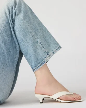 Tracie de piel blanca