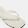 Trella de piel blanca Trella de piel blanca