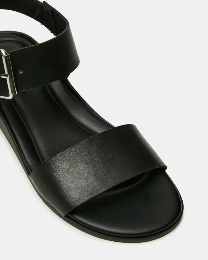 Vaeda de cuero negro