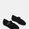 Velma de terciopelo negro Velma de terciopelo negro
