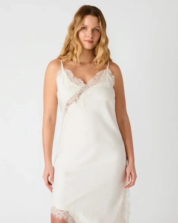 Vestido Danna color crema Vestido Danna color crema