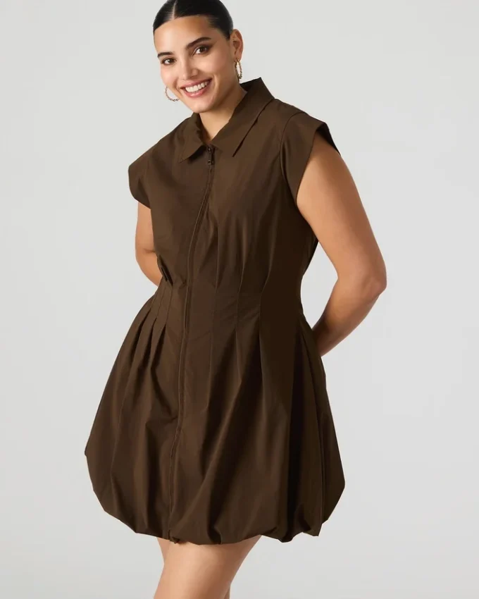 Vestido Dyanne en color espresso oscuro Vestido Dyanne en color espresso oscuro